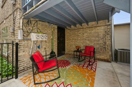 5654 Spaulding Ave, Chicago IL 60651-4139 exterior