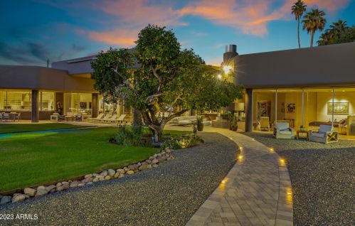 2111 Colter St, Phoenix AZ  85015-2821 exterior