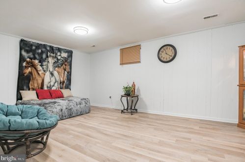 1818 Vly Ter, Washington DC 20032-4629 exterior