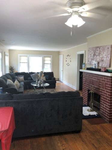 1106 Grv Ave, Waukegan IL 60085-1421 exterior