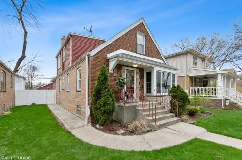 11004 Lawndale Ave, Chicago, IL 60655-3315