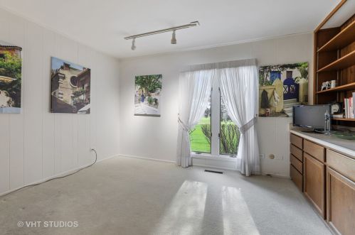 7125 Braemar Cir, Bull Valley IL 60014-6603 exterior