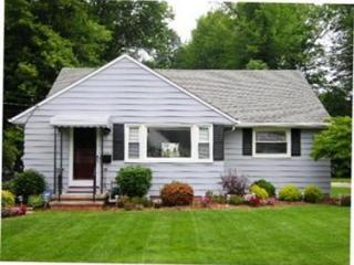 24370 Smith Ave, Cleveland OH  44145-4817 exterior