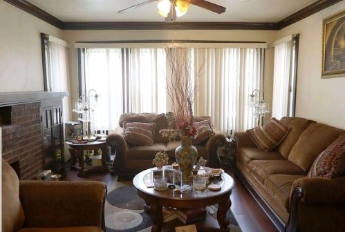 4413 Iowa St, Chicago IL 60651-3420 exterior