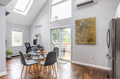 42 Clayton St, Milford CT 06461-2941 exterior