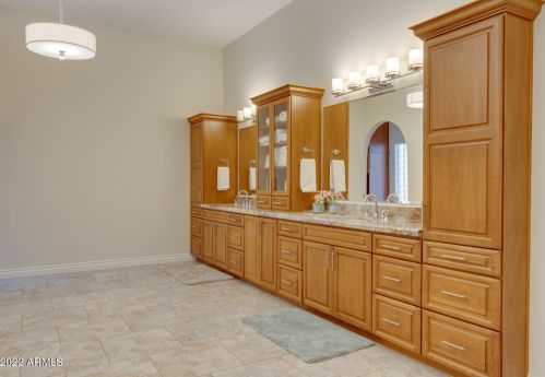 14461 15th Ave, Phoenix AZ  85023-5176 exterior