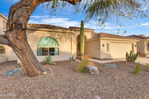 16861 1st Dr, Phoenix, AZ 85023-7453