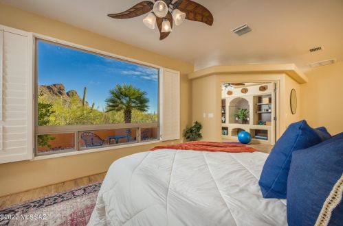 2240 Lone Star Pl, Tucson AZ  85713-6732 exterior