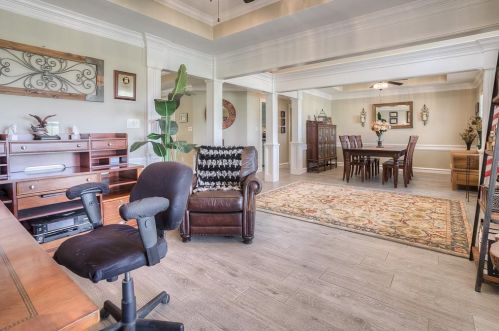 1113 Southwood Dr, Huntsville TX 77340-2452 exterior