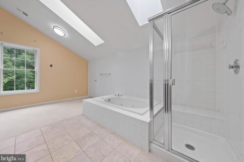 2019 Westchester Dr, Silver Spring MD 20902-3563 exterior