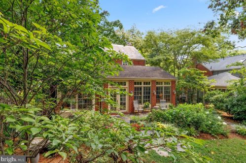 306 Windsor St, Silver Spring, MD 20910-4240