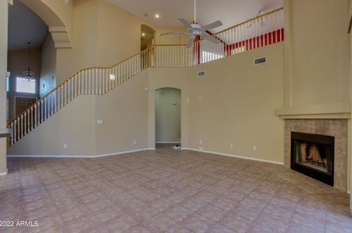 516 Anderson Ave, Phoenix AZ  85022-2370 exterior