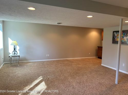 4406 Carmine Ct, Dewitt MI 48820-9183 exterior