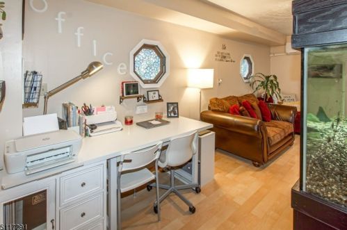 992 Milton Blvd, Rahway NJ 07065-1721 exterior