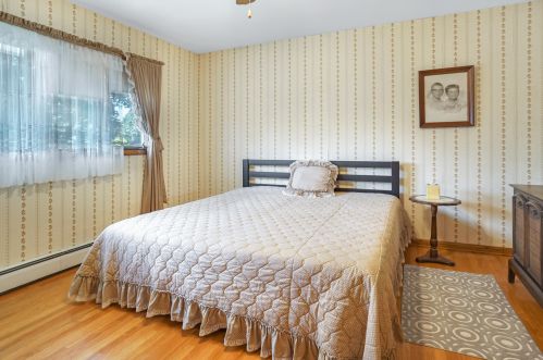 4859 87 St, Milwaukee WI 53224-4038 exterior