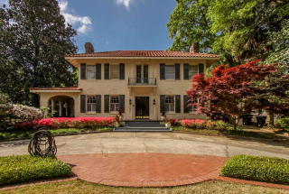 2724 Walton Way, Augusta GA  30909-5214 exterior