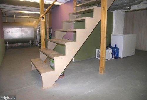 301 Thomas St, Linwood MD  21791-9120 exterior