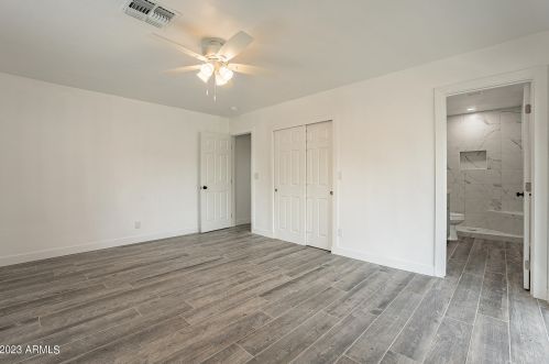 5039 18 Ave, Phoenix AZ 85015-6121 exterior