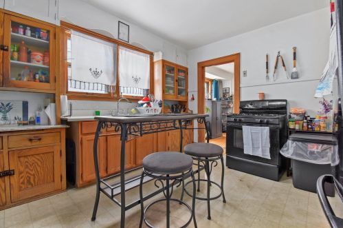 1418 56, Milwaukee WI 53214-5251 exterior