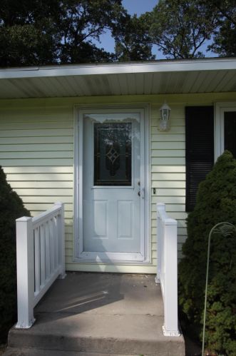 1724 Gladstone Dr, Meskegon, MI 49445-1937