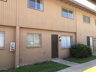 2381 Hazelwood St, Phoenix, AZ 85015-4040