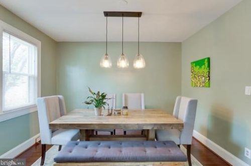 1900 Q St, Washington DC  20009-1008 exterior