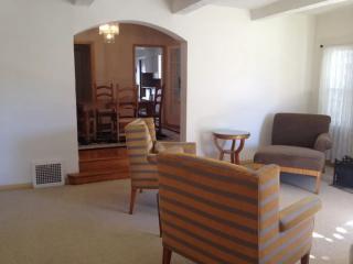 4864 12th St, Los Angeles CA  90019-1738 exterior