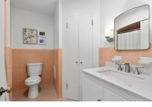 712 Francis Pl, Saint Louis MO 63105-2411 exterior