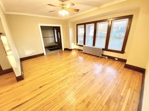 3009 12th St, Milwaukee WI 53215-3822 exterior