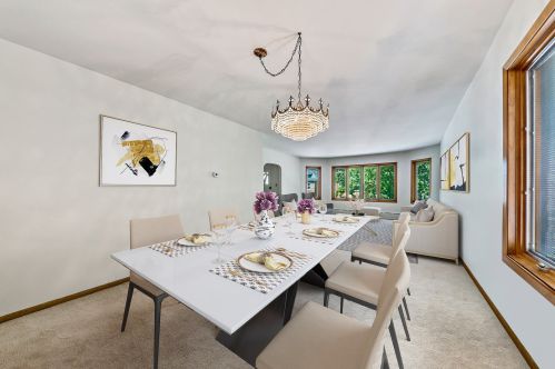 2931 76th Ct, Chicago, IL 60707-1102