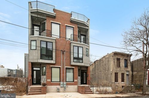 2519 Manton St, Philadelphia PA  19146-3915 exterior