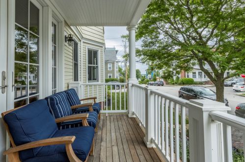 76 Morning St, Portland, ME 04101-4428