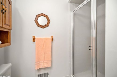 45985 Mdw Cir, Macomb Township MI 48044-3936 exterior