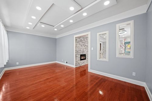 2102 71st St, Chicago IL  60649-2104 exterior