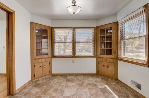 1033 88, Milwaukee WI 53214-2928 exterior