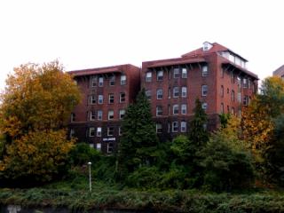 1027 Bellevue Ct, Seattle WA  98102-4404 exterior