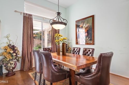 2412 Larkhaven Ln, Oxnard CA 93036-6248 exterior