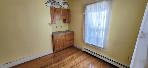 13 Thompson St, Concord NH 03301-2406 exterior