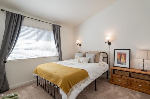 1162 Ivanhoe St, Chandler AZ  85225-3944 exterior