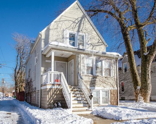 12311 Peoria St, Chicago, IL 60827-6226