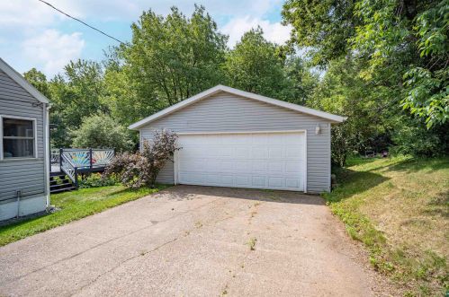 1907 Piedmont Ave, Duluth MN 55811-3246 exterior