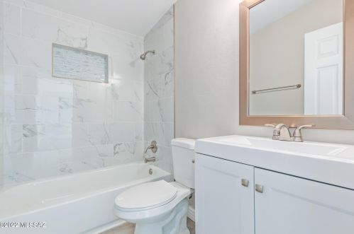 437 Kelso St, Tucson AZ  85705-4768 exterior