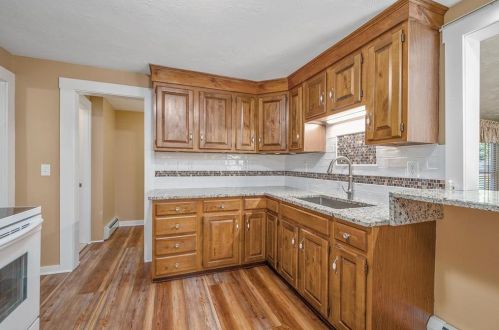 195 Congress St, Woonsocket RI  02895-4859 exterior