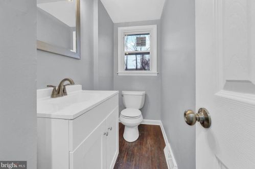 31 Constitution Blvd, New Castle DE  19720-4449 exterior