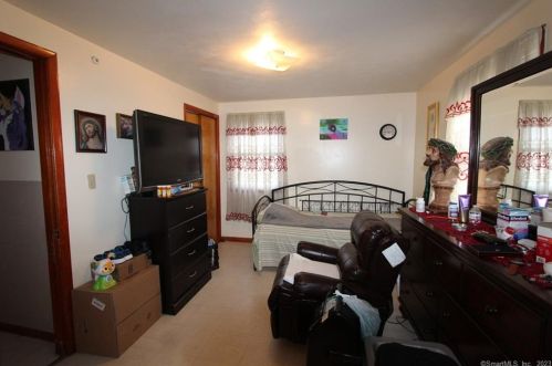 89 Collins St, New Britain CT  06051-3607 exterior