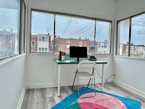 4975 Lindenwood Ave, Saint Louis MO 63109-1833 exterior