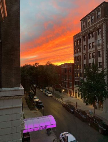 415 Surf St, Chicago IL 60657-6106 exterior