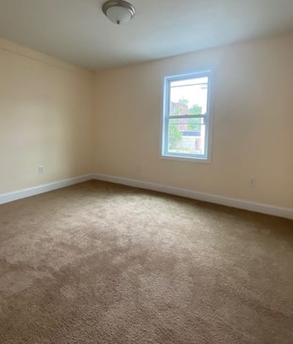 12 Lyon St, Worcester MA 01604-3622 exterior