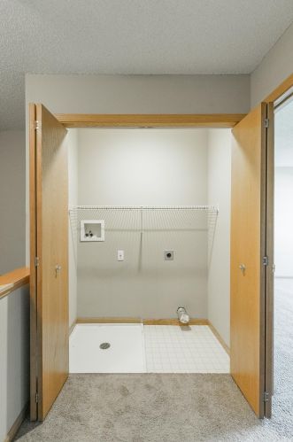 4418 Jan Echo Trl, Saint Paul MN  55122-2471 exterior