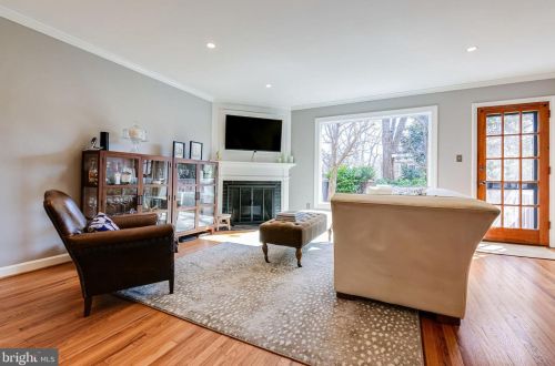 810 Fairfax St, Alexandria VA 22314-4314 exterior